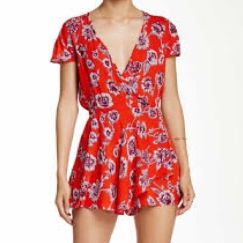Women’s Angie Red Flowered Romper, Size Medium
